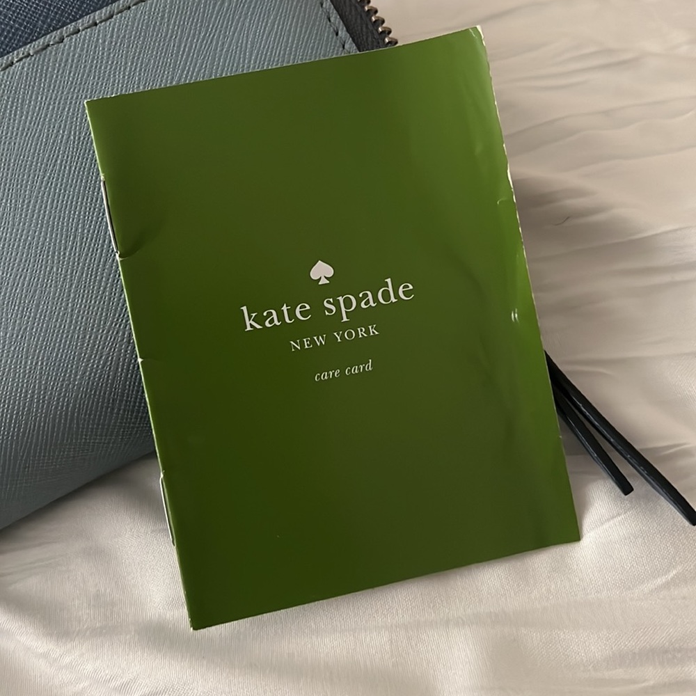 Kate Spade wallet - Picture 8 of 8